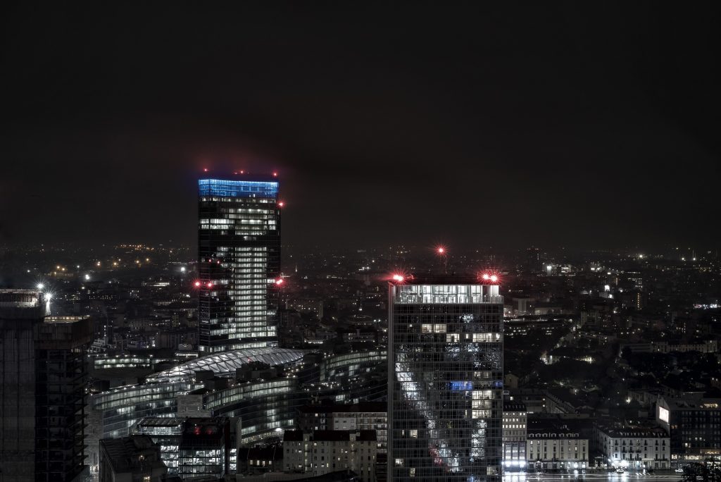 nuova luce belvedere palazzo lombardia