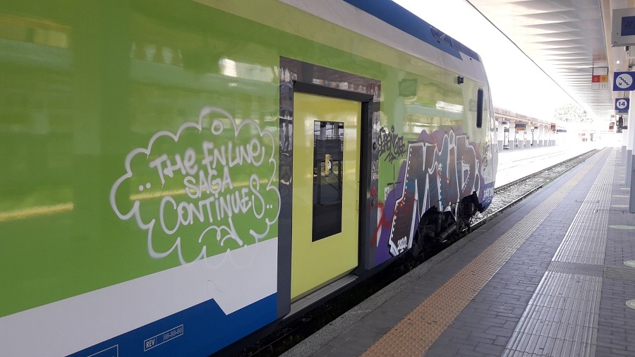 Vandalizzato Treno Caravaggio