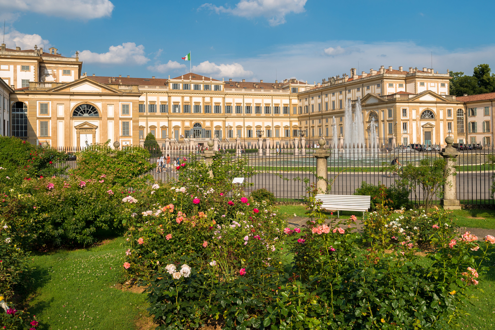 Riapre la Villa di Monza