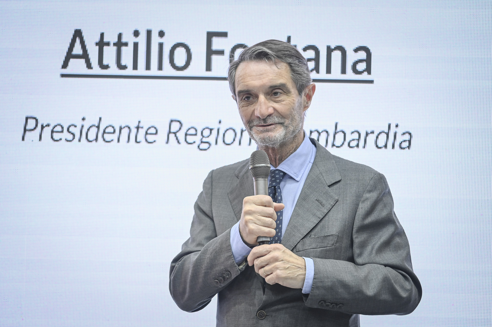 presidente-fontana-stramilano-2022