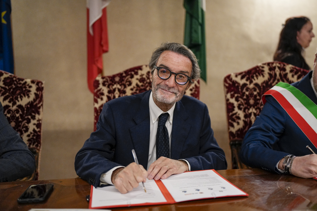 Fontana sottoscrive il patto territoriale in Valle di Scalve