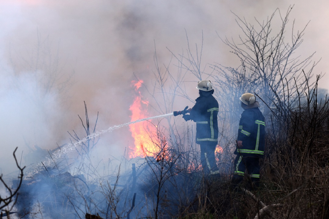 contrasto incendi boschivi lombardia