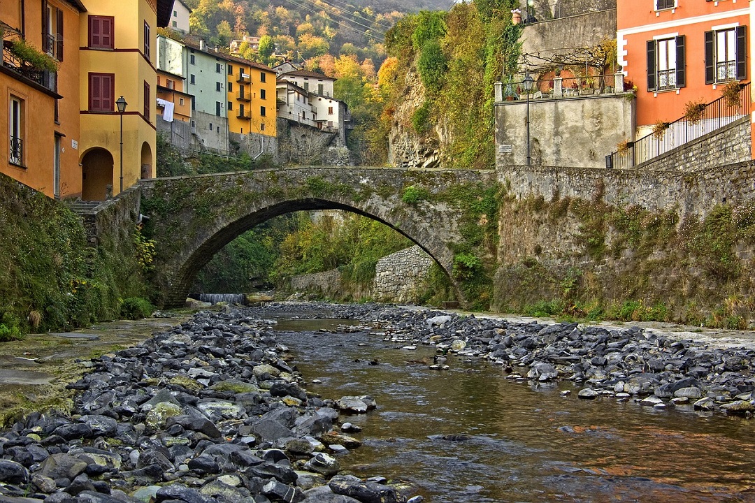 flussi turistici estate Lombardia