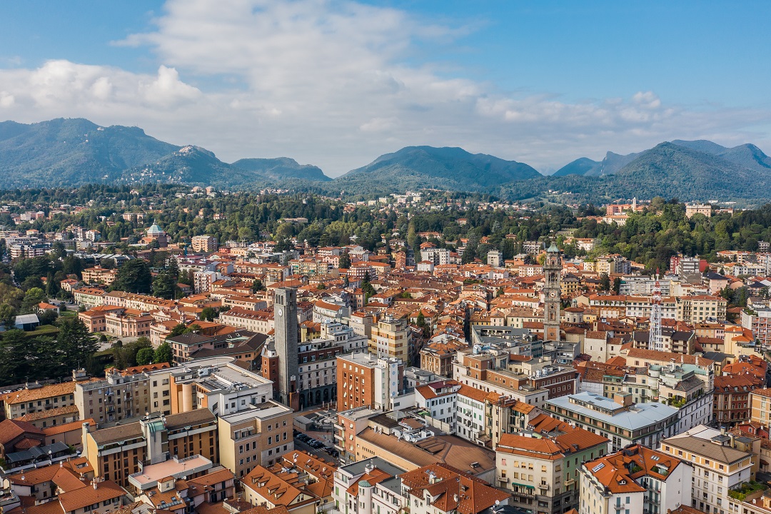 varese politiche casa