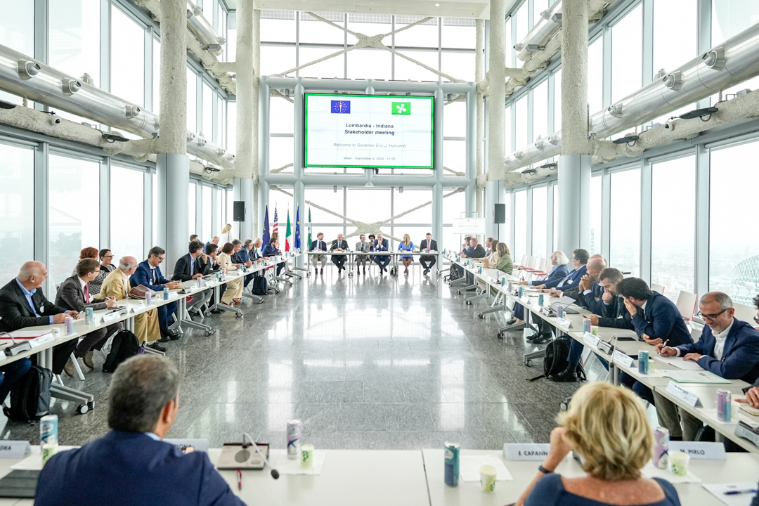 fontana incontro con governatore Indiana Belvedere